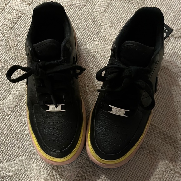 Nike Shoes - Nike Air Force1 ! Good condition !